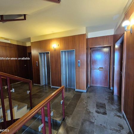 Front Beach Apartment - 3 Bedrooms Bari Exterior photo